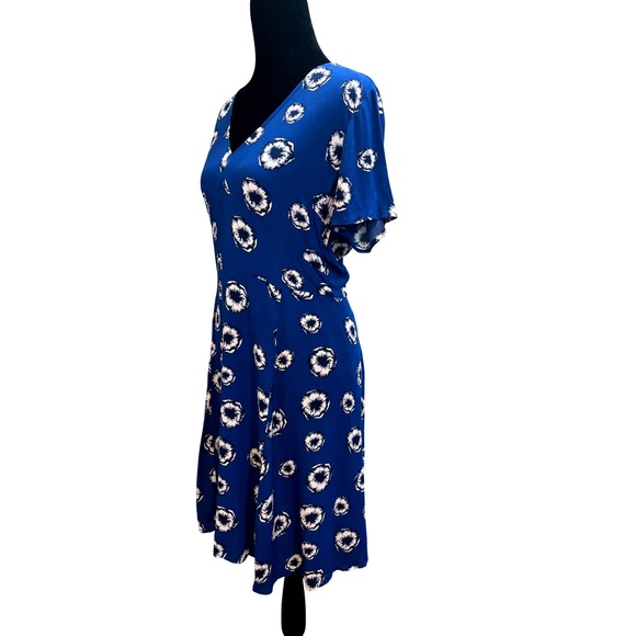 COPY-Gap Blue Floral Short Sleeve V Neck Dress‎ Womens Size 4 NWOT - Picture 3 of 9